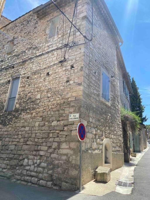 Maison De Village Pernes-les-Fontaines Exterior foto
